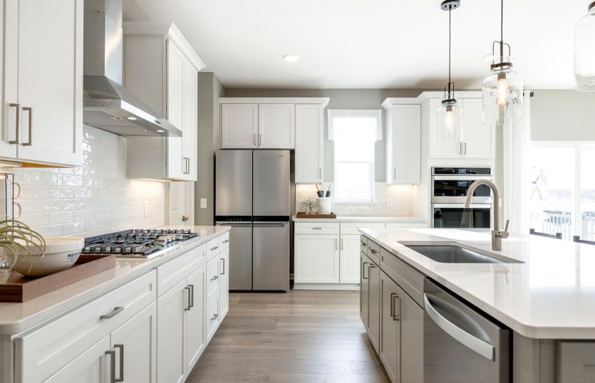 Gorgeous Bright White Kitchen Cabinets