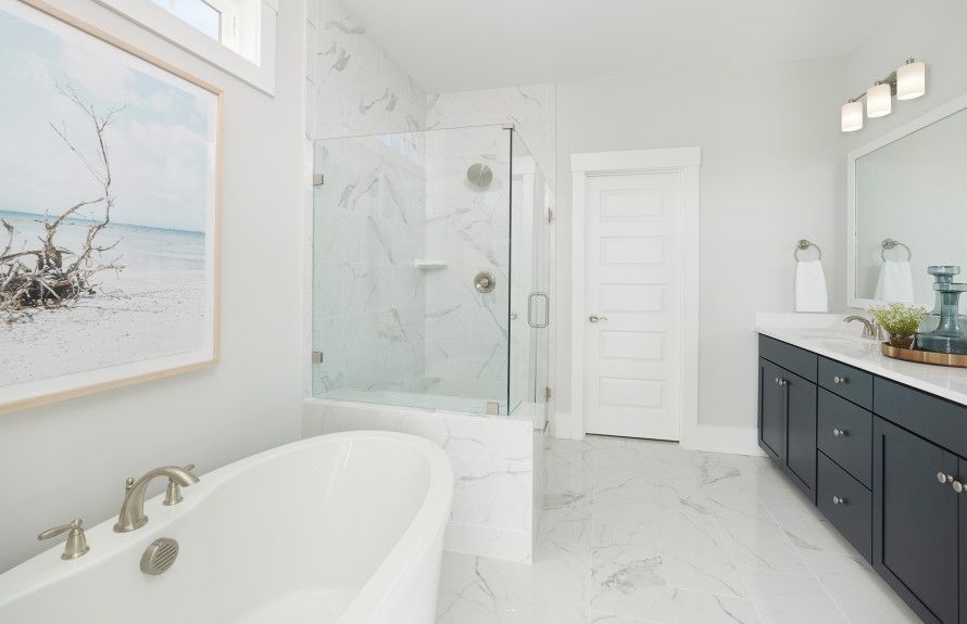 Elegant Owner's Bath