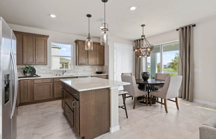 Connected kitchen & café dining