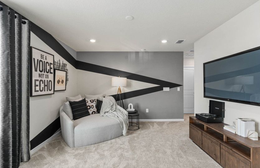 Two-stroy home with Loft