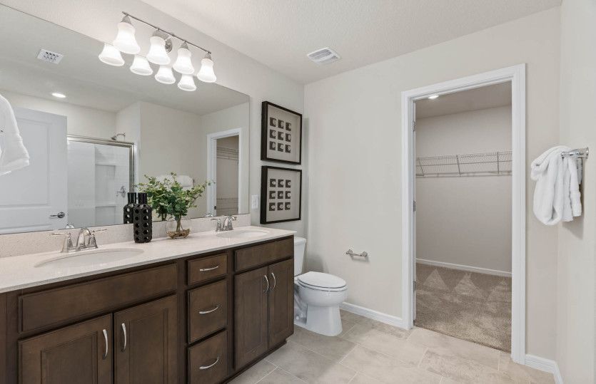 Owner's bath with dual sink vanity