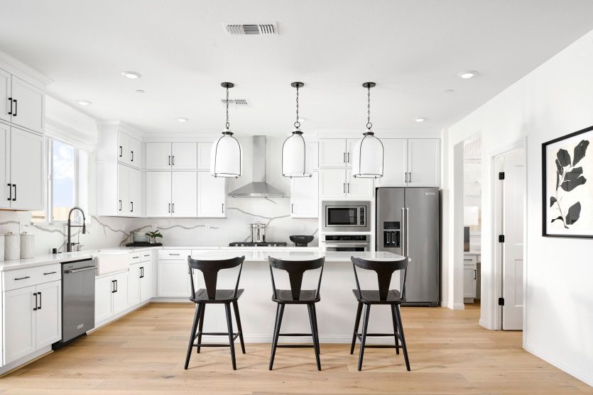 Luxurious kitchen with large center island