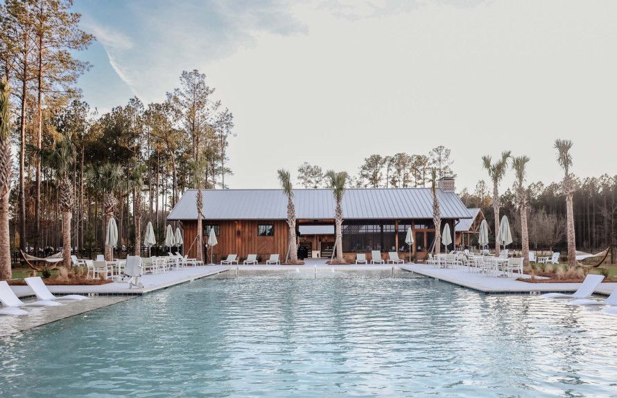 Community pool