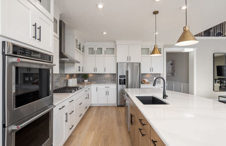 Large Central Kitchen Island