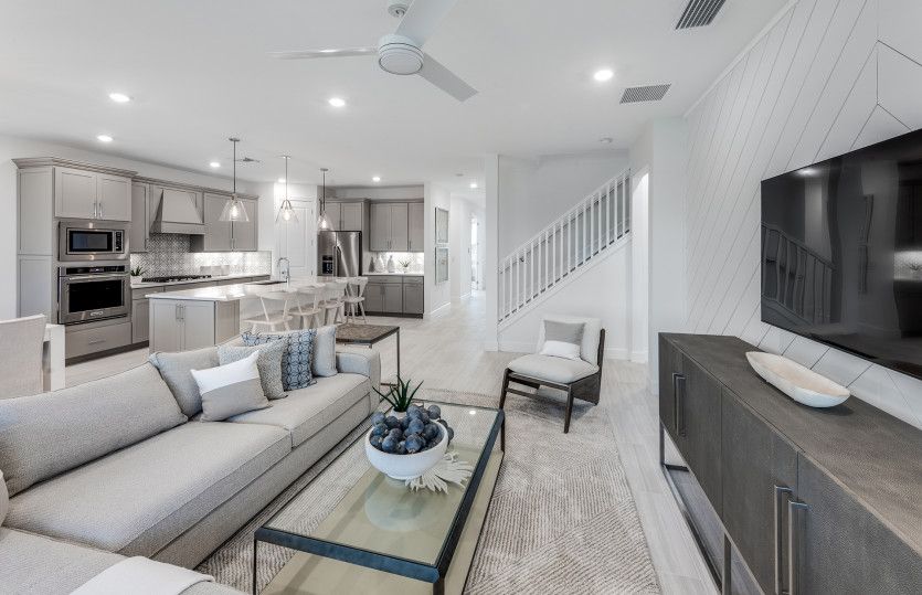 2-story home design