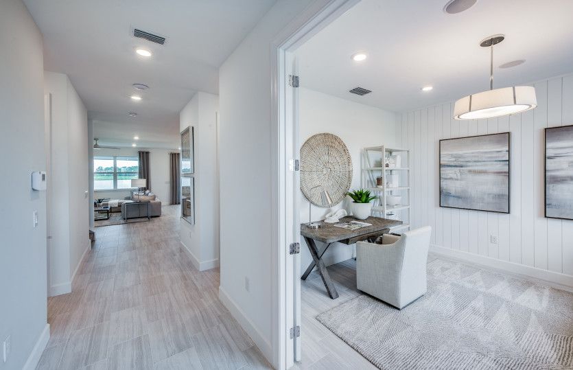 Open foyer, tons of natural light