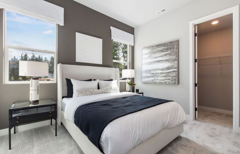 first-floor guest suite