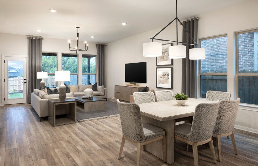 Dining Area Opens to Gathering Room