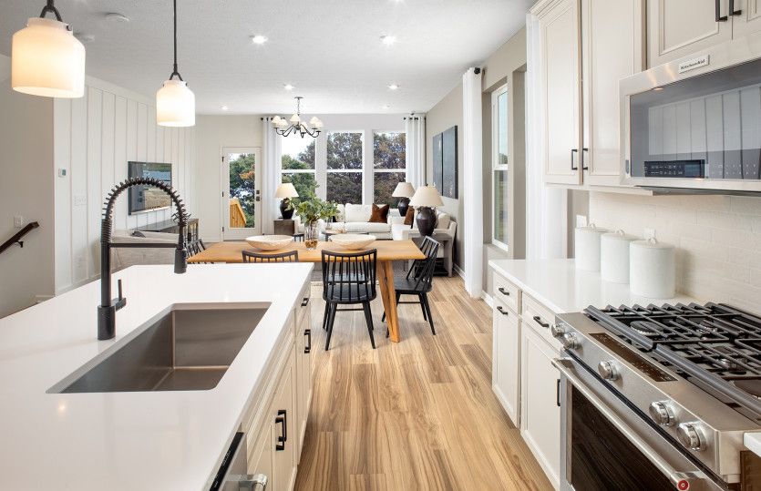 Kitchen and Cafe