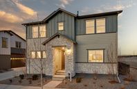 The Aurora Highlands Summit Collection por Pulte Homes en Denver Colorado
