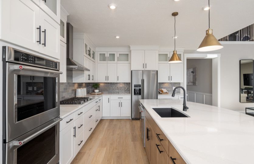 Large Central Kitchen Island