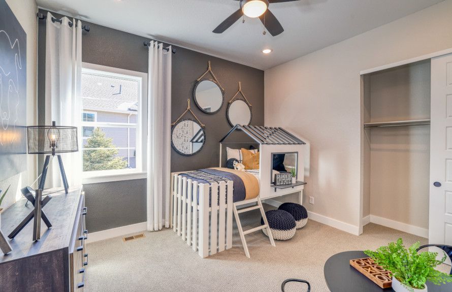 Host Grandkids with ease