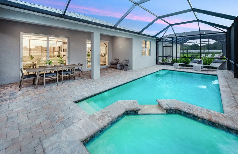 Screened-in lanai with pool & spa