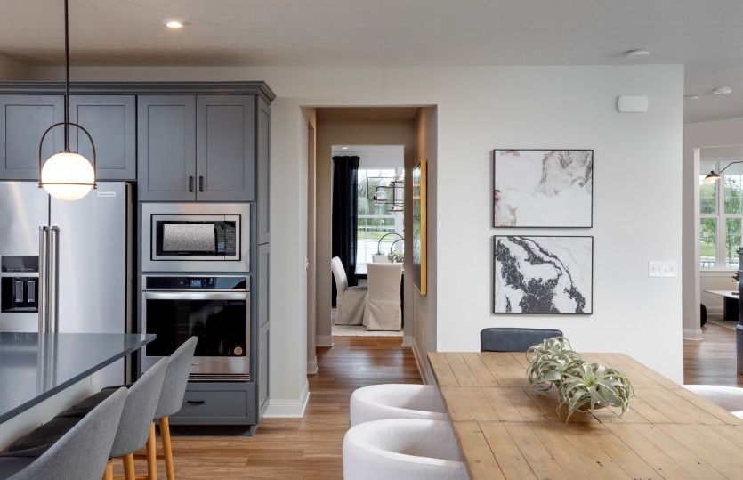 Easy Dining Room Access