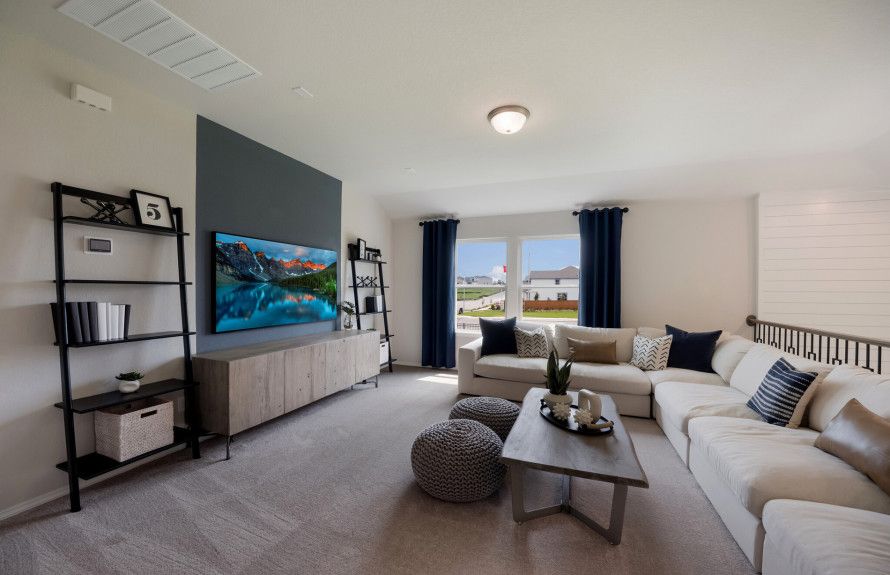 Hamilton Model Upstairs Loft