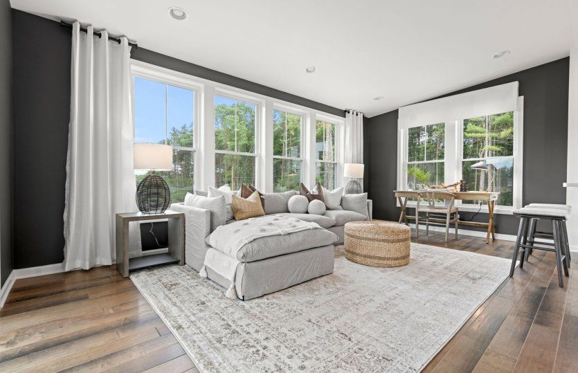Spacious Sun Room