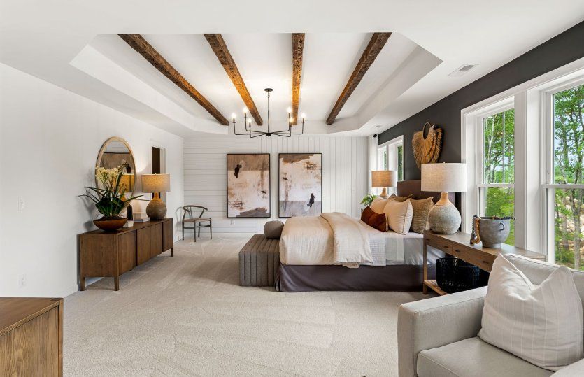 Luxurious Owner's Suite