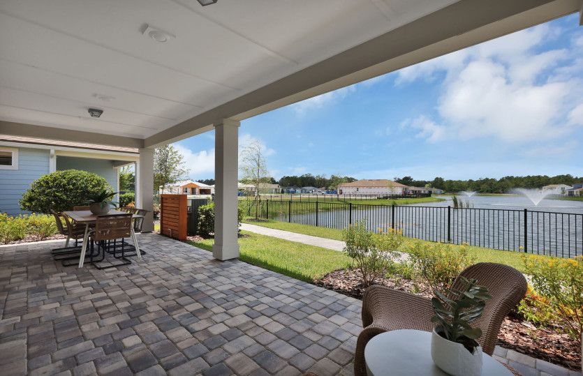 Contour | Covered Lanai