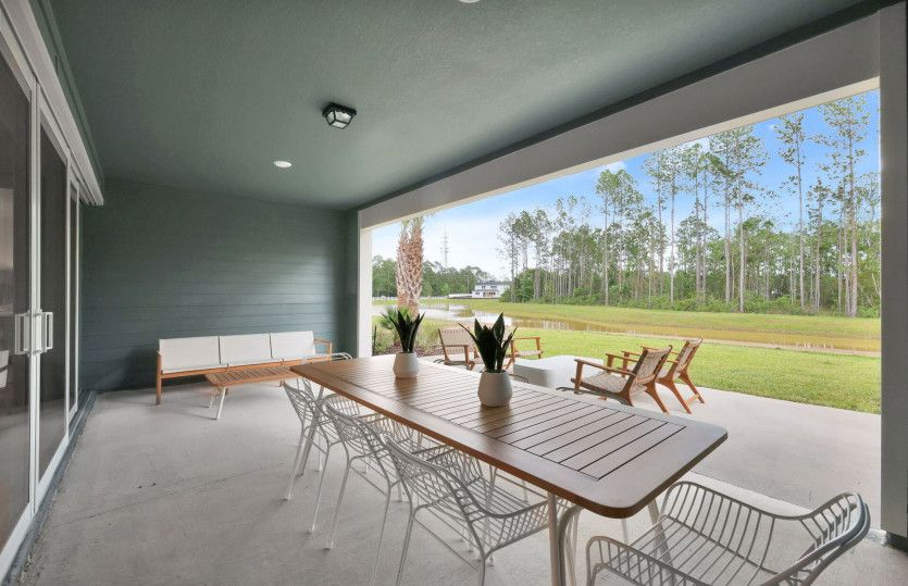 Ashby Grand | Covered Lanai