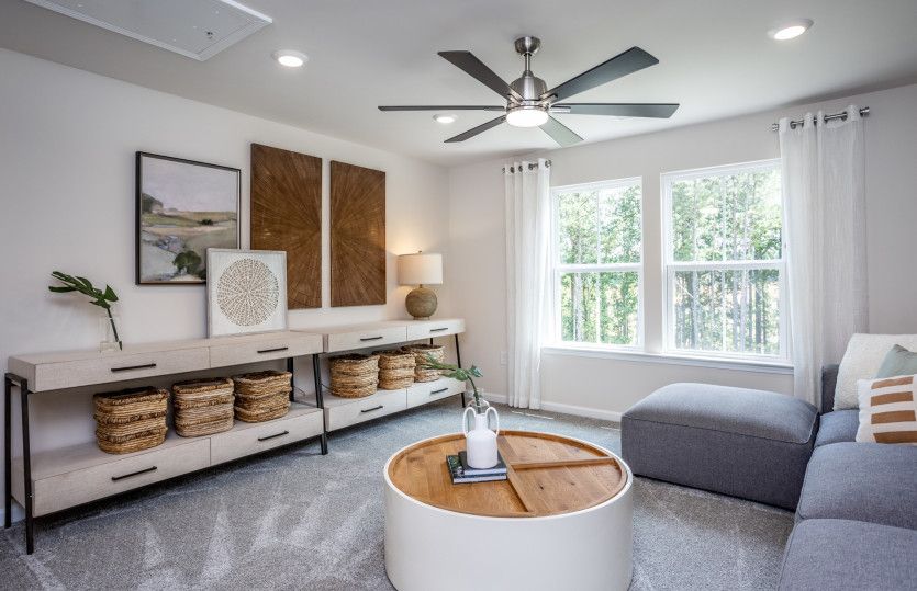 Spacious Upstairs Loft