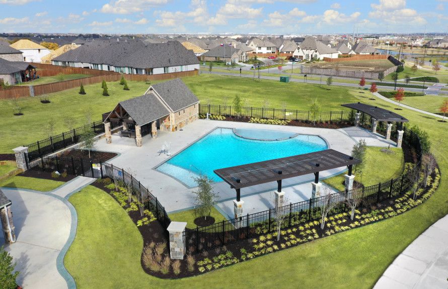 Resort-style swimming pool