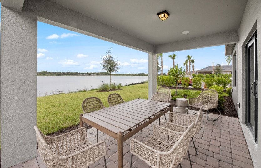 Optional lanai to enjoy your new home in LaBelle, Florida