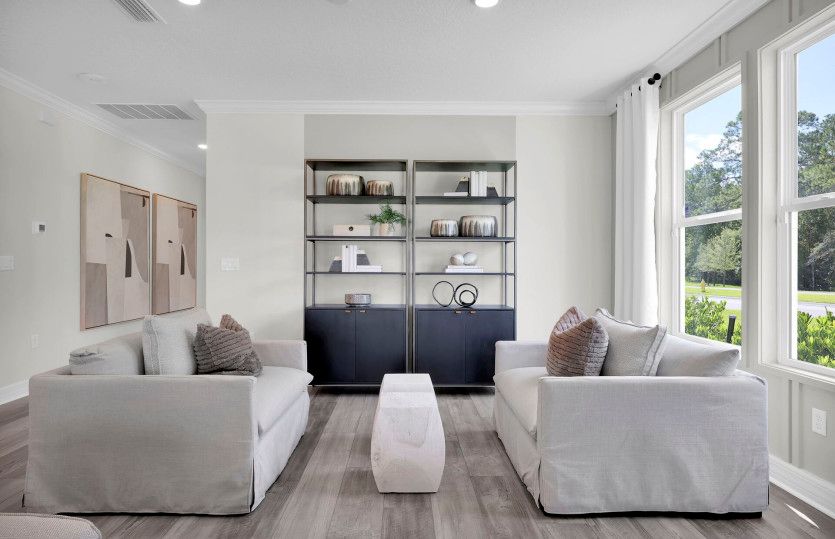 Mystique | Dining/Lounge Area