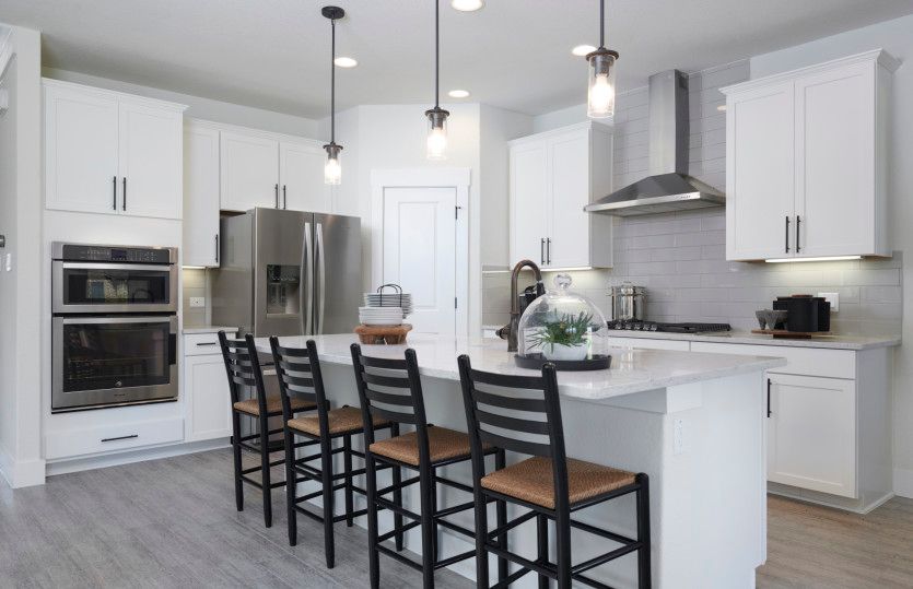 Kitchen with Eat-In Island