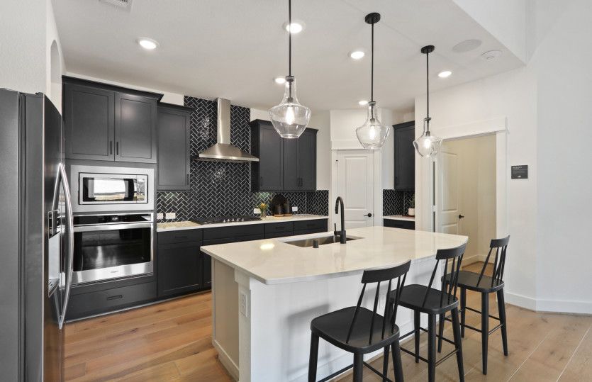 Eat-In Kitchen Island