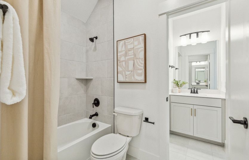 Jack-and-Jill bathroom*model representation