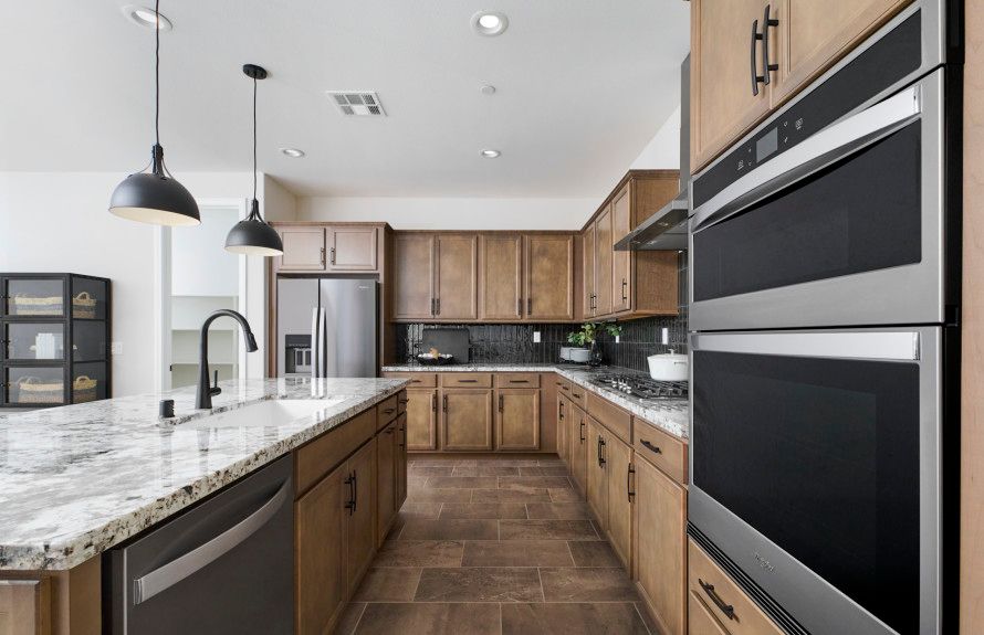 Easton Model Kitchen