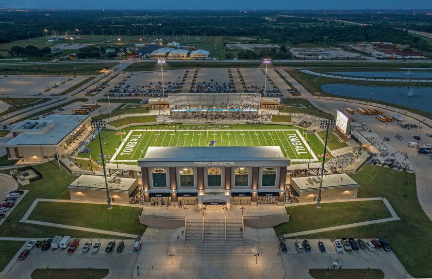 1 Mile from Tomball Stadium!