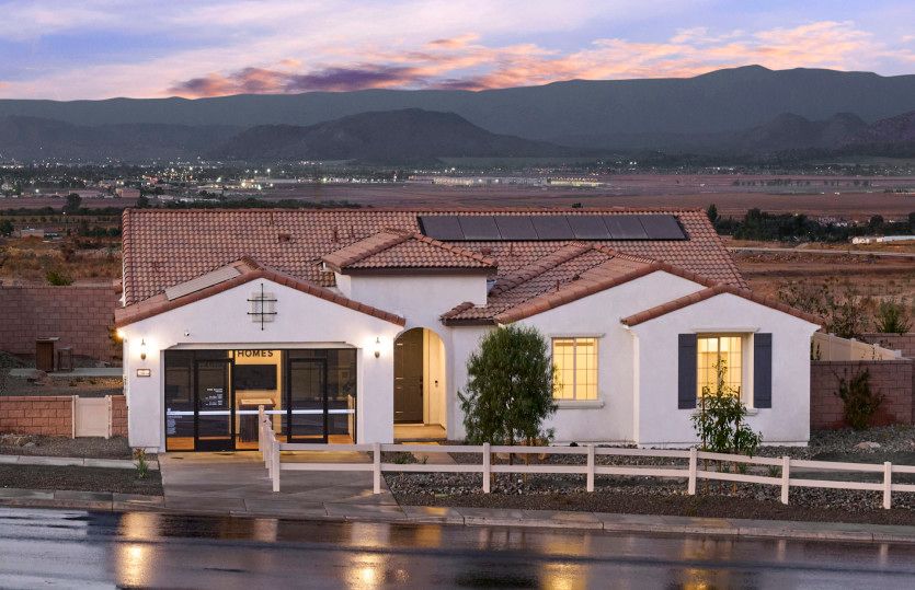Model Exterior