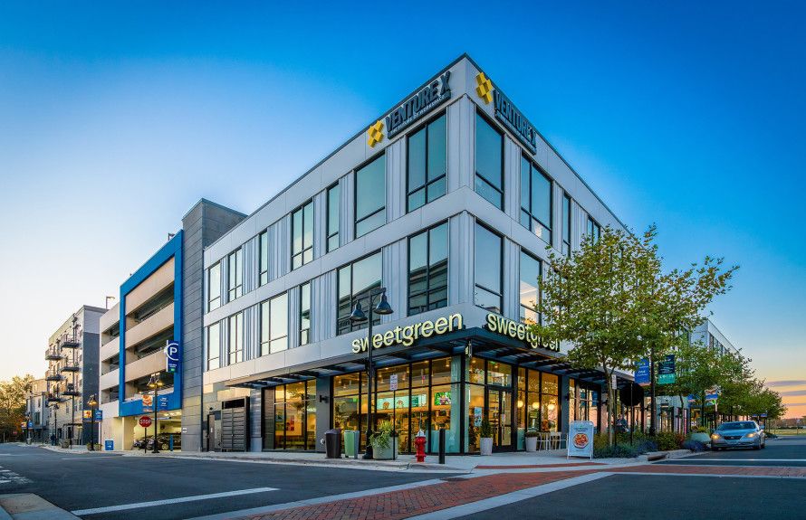 Shop at One Loudoun