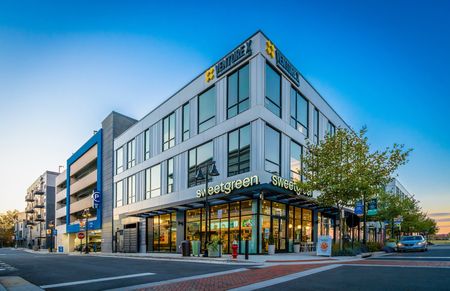 Shop at One Loudoun