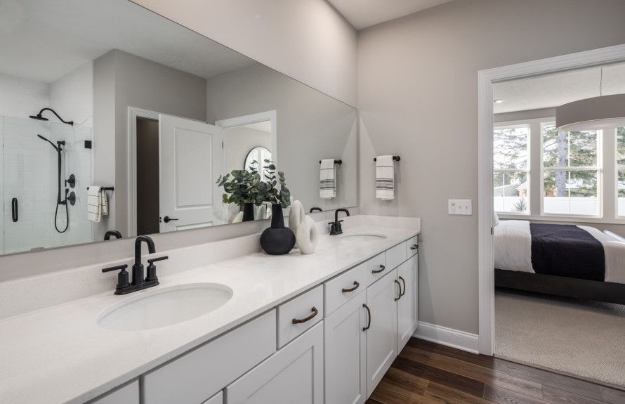 Spa-like Owner's Bathroom