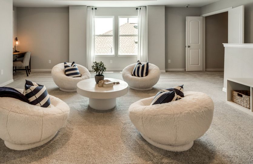 Spacious Upstairs Loft
