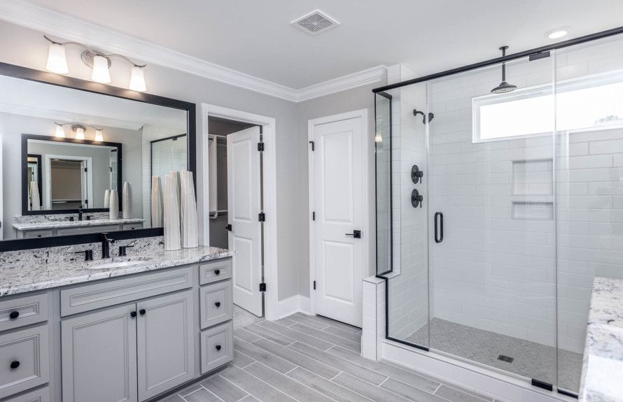 Large Owner's Baths