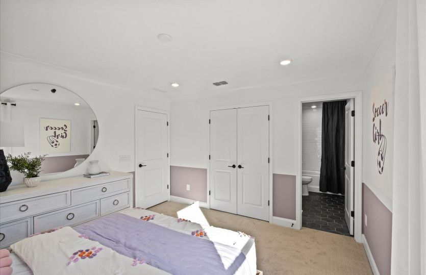 Bed 4 with Private Bath