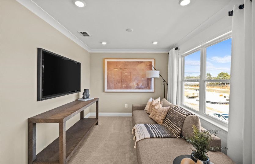 Optional Sitting Room off Owner's Suite