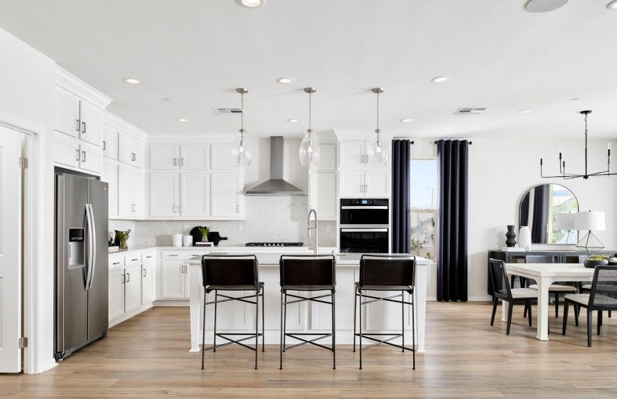 Easton Model Kitchen