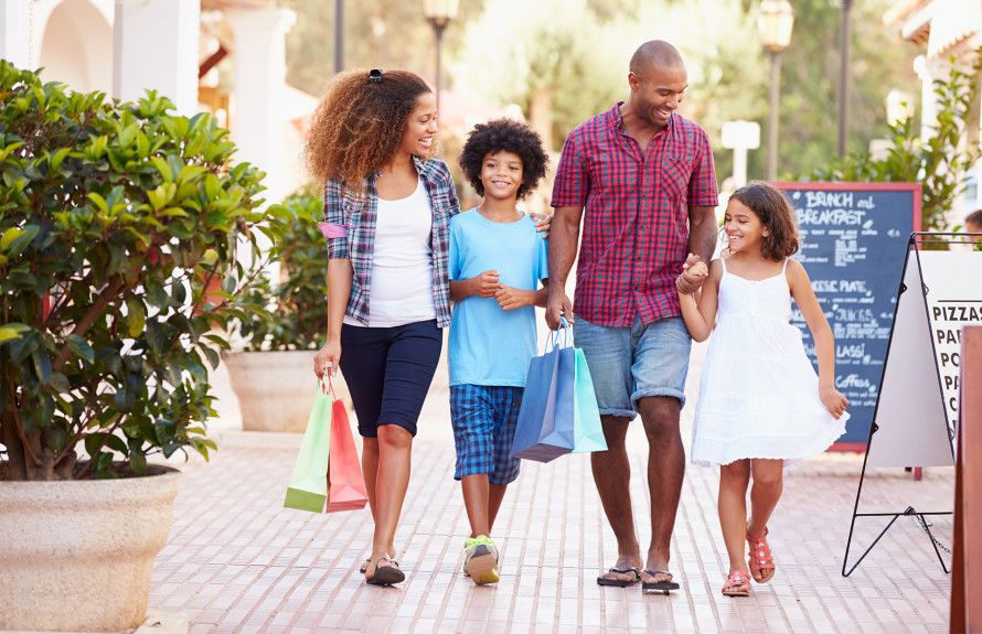 Nearby shopping and dining