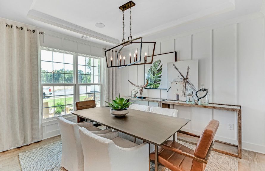 Continental Formal Dining