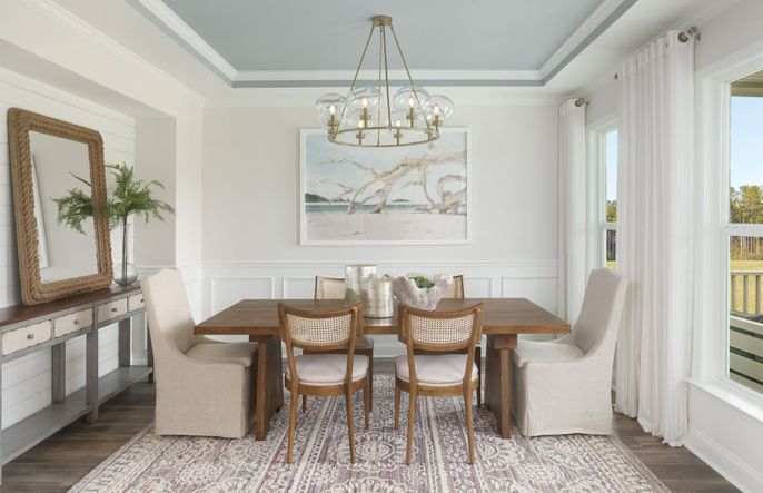 Elegant Dining Spaces