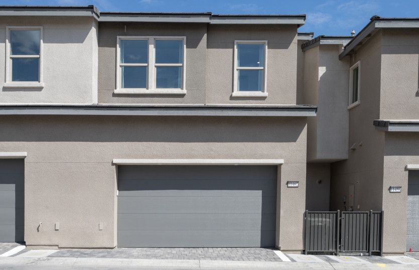 Branton - Exterior