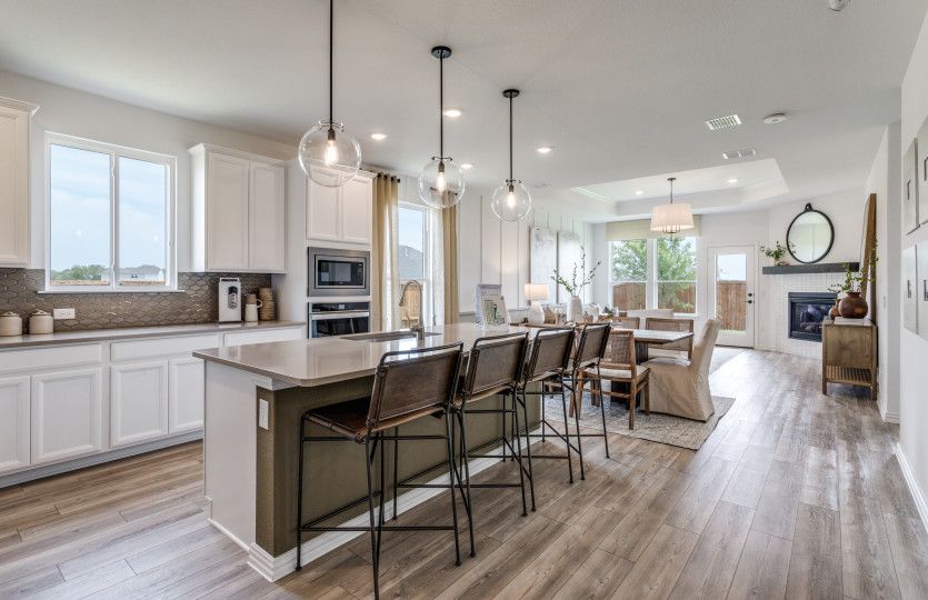 Eat-In Kitchen Island