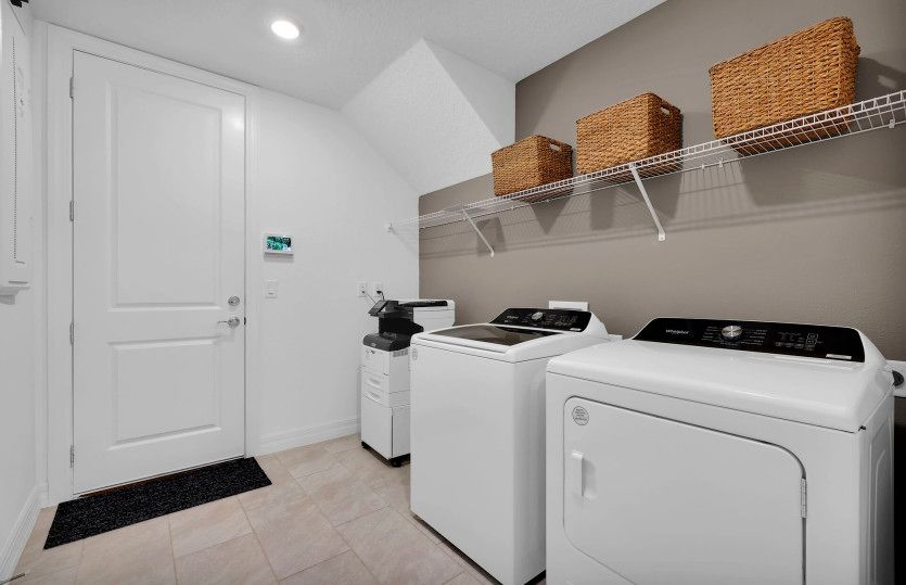 Easley | Laundry Room