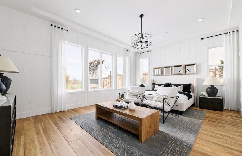 Expansive owner's suite