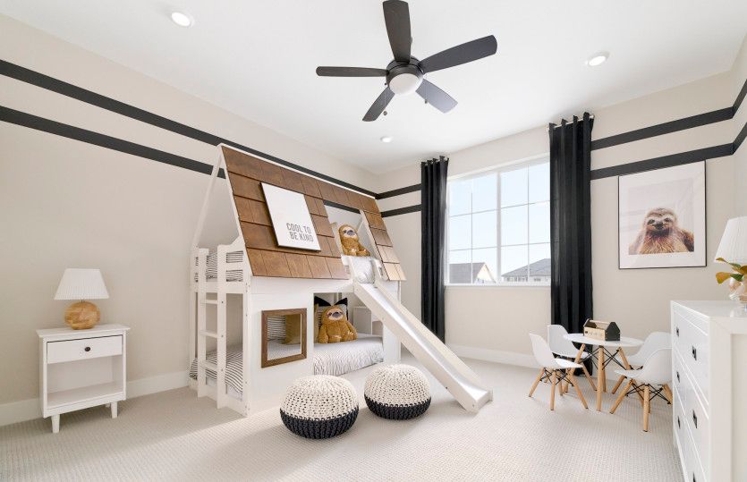 Secondary bedroom