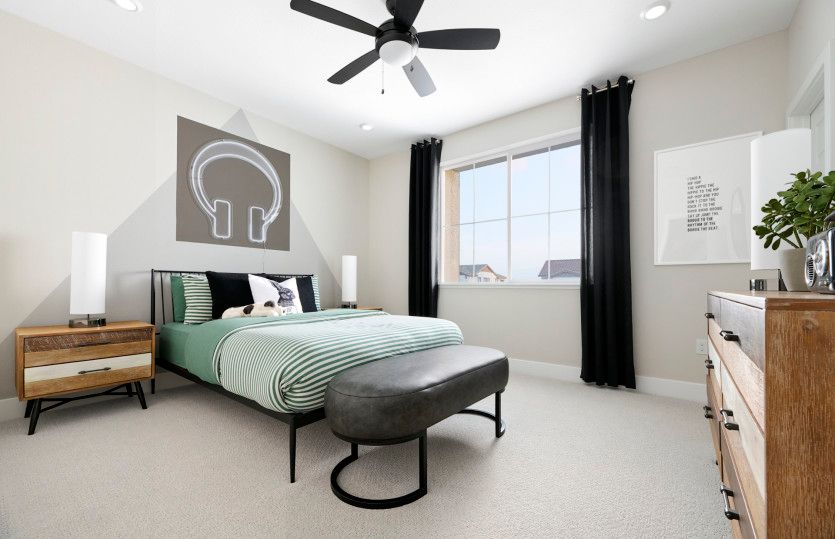 Secondary bedroom